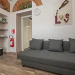 I-Host Apartment - Imbonati 6
