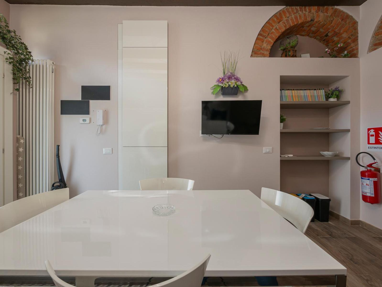 I-host - Imbonati 6 Milano